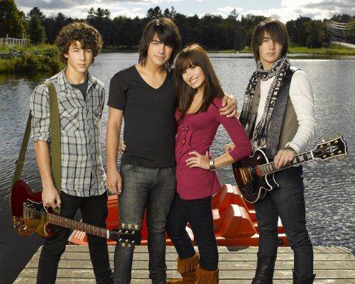 EBAXFPYCCIFVTBMOIHY - camp rock