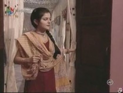 13066506_ZWCDCJRDD - choti bahu
