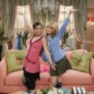 The_Suite_Life_of_Zack_and_Cody_1263824080_1_2005