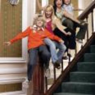 The_Suite_Life_of_Zack_and_Cody_1224693681_3_2005 - zack si cody ce viata  minunata