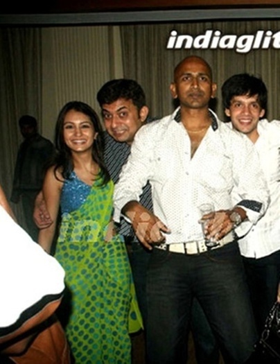 12669623_KQRGNXCFU - kakul-anesha kapoor