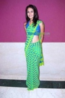 12669727_EOPIQOTZO - kakul-anesha kapoor