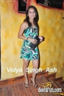 12669788_TQKMLZUOU - kakul-anesha kapoor