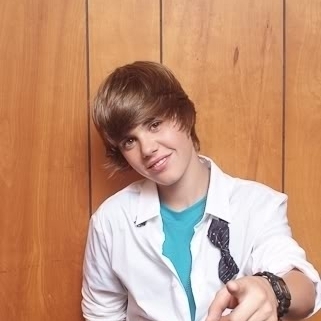 15686923_VQGLDKHMB[1] - Justin  Bieber