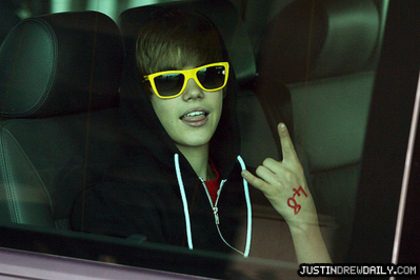 15695728_BBIDIACNI[1] - Justin  Bieber