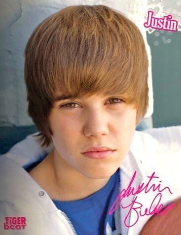 15695787_YGJMLUQNS[1] - Justin  Bieber