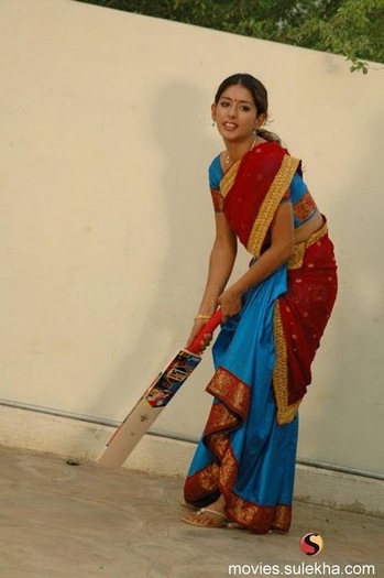 samiksha-hot n sexy posing for batting