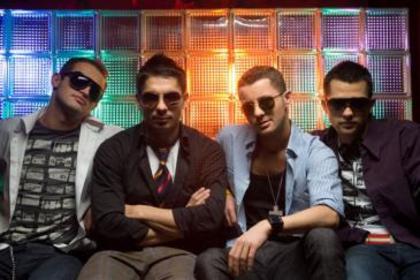 1180641768 - akcent