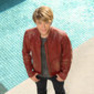 sterling-knight-404488l-thumbnail_gallery - sterling knight