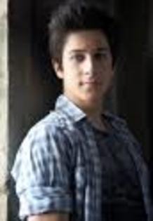 CAOXB58NC - david henrie