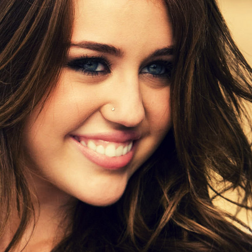 4468250387_a8e63397a0 - Nice Pictures with my idol Miley Cyrus-00