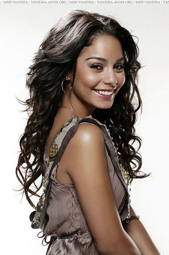 2216518323_7c509999c6 - Vanessa Hudgens