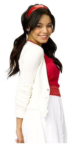 4711244129_32cded52c5 - Vanessa Hudgens