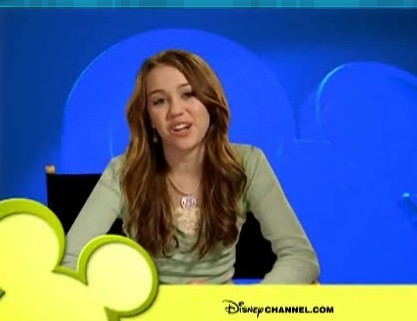 miley10 - Miley Cyrus Disneychannelcom Intro-00