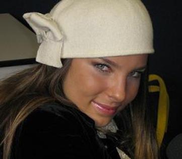 11050319_IZCCOIZYQ