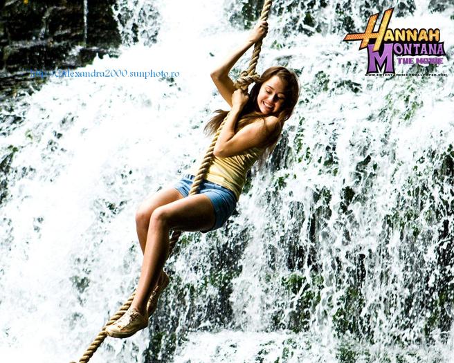 Hannah-Montana-The-Movie-miley-cyrus-5267859-1280-1024 - hannah montana the movie