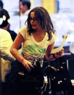 14489859_GGQPHLHZB - paris jackson