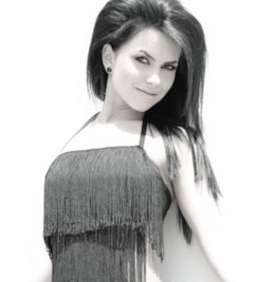 inna-poza-new-single-nights-day-275x300 - InNa