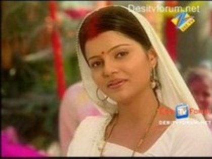 11904647_IOLIXMDFW - Chhoti Bahu-Triunghiul Iubirii
