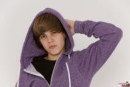 16796777_APHLKUAYJ - justin bieber