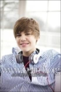 16800869_TLCKSPVZQ - justin bieber