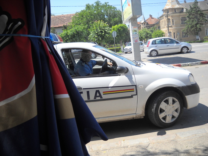 .....o masina de serviciu.