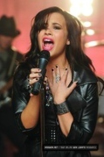 VPTGRQAINUKPKINYHRJ - demi lovato