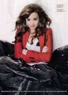 WQEWREWHNXZSSTDTRCD - demi lovato