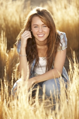 normal_020 - Hannah Montana Promotional Photos-00