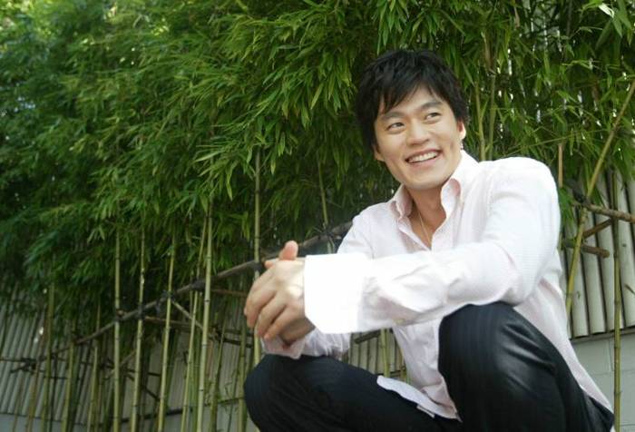 13287197_ZUOQGXAKF - a---lee seo jin---a