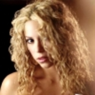 poze2_bestmusic_ro - shakira