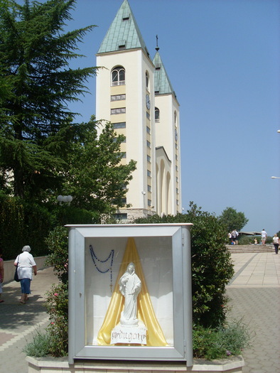 16.06.2010 (65) - MEDUGORJE-BOSNIA