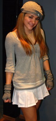 9983426_PHLPTLYQZ - Sherlyn