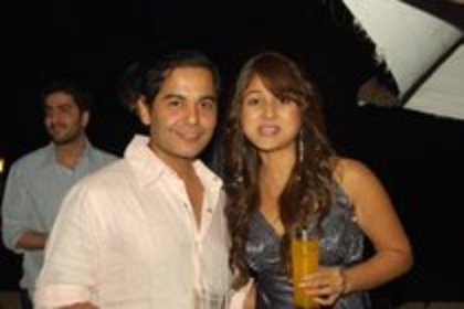 17356570_CFERQMMOQ - choti bahu