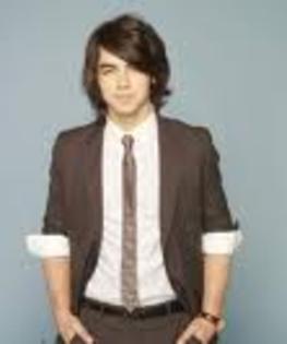 hcfghcfghfghngtfhfcgh - joe jonas