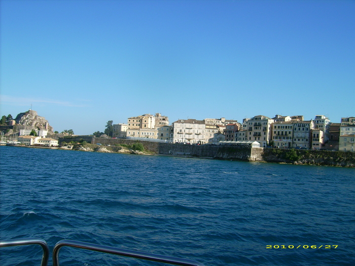 DSCI7332 - 2010_Corfu_20-29-06-b