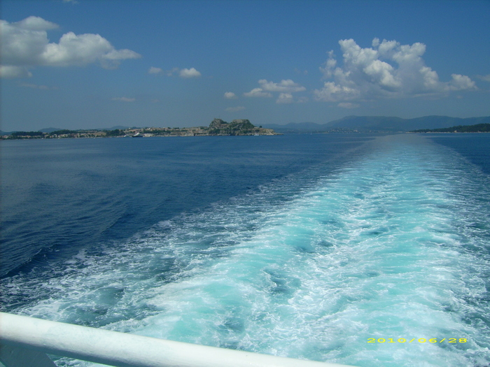 DSCI7352 - 2010_Corfu_20-29-06-b