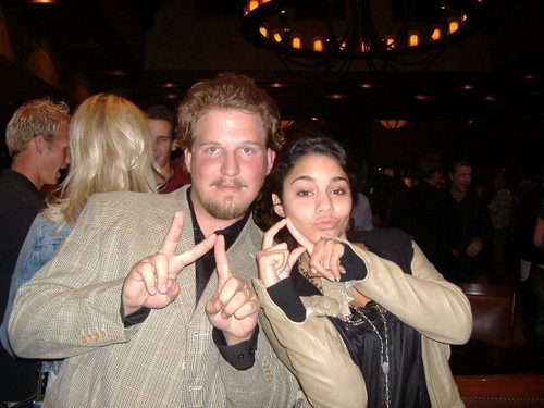 mrwepcfwpmjshbihwsn - 0-Vanessa Hudgens-0