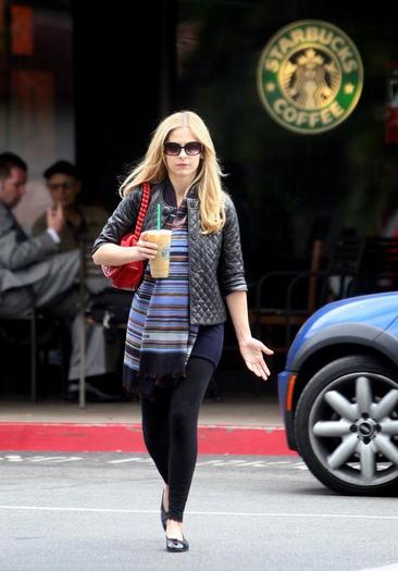 65 - poze Avril Lavigne