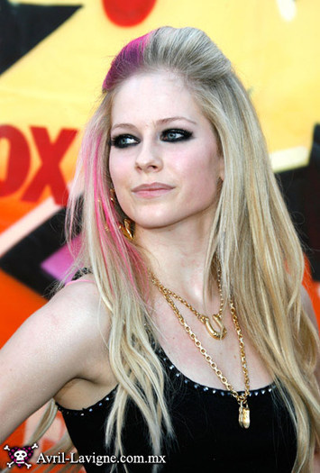107 - poze Avril Lavigne