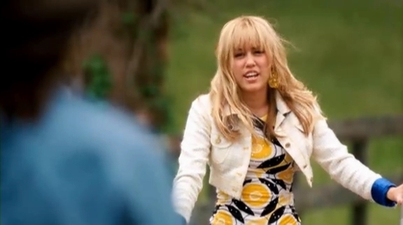 021 - Hannah Montana The Movie Trailer Screenscraps-00