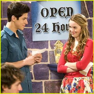 david-henrie-bridgit-love-first-bite - 0 bridgit mendler