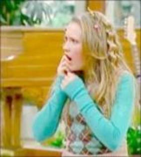 NXIPFIHVSCBEPWYRRKU - 0 emily osmet