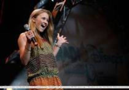 DMGYKCLLGUYGUFRPCZK - 0 emily osmet