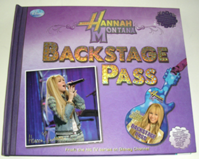 IOlHl0B1w6IOkro[1] - Hannah Montana Books