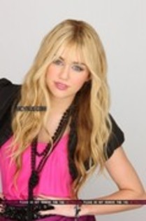 17166510_BLVRNFCMF - 0 hannah montana 4