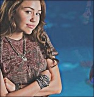 17157150_WKOYVSFPP - mai am inca o groaza de poze cu miley