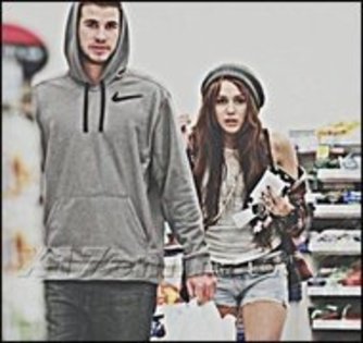 17157159_KUVLNZCXQ - mai am inca o groaza de poze cu miley