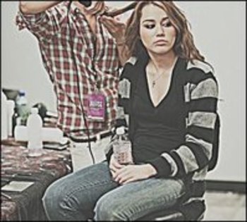 17157498_CYOCETLUA - mai am inca o groaza de poze cu miley