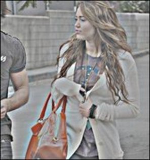 17160684_LBPATUHLZ